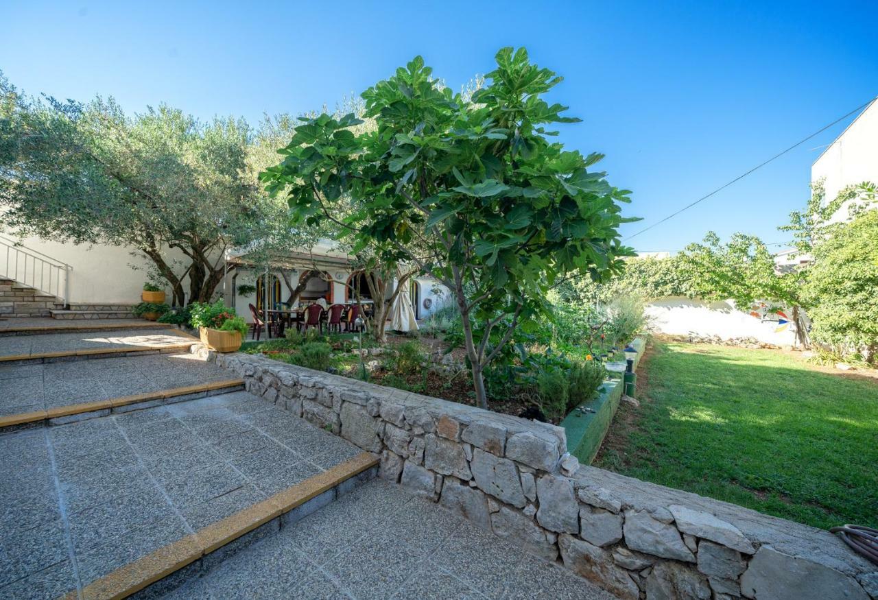 Apartmani Pataca Vodice Zimmer foto